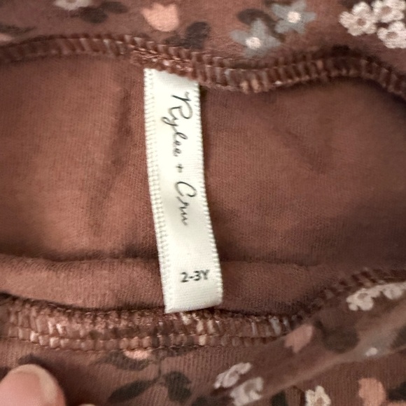 Floral long sleeved shirt by Rylee + Cru - Picture 2 of 3